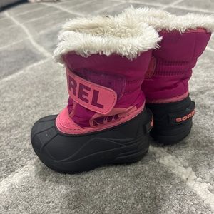 Sorel toddler snow boots